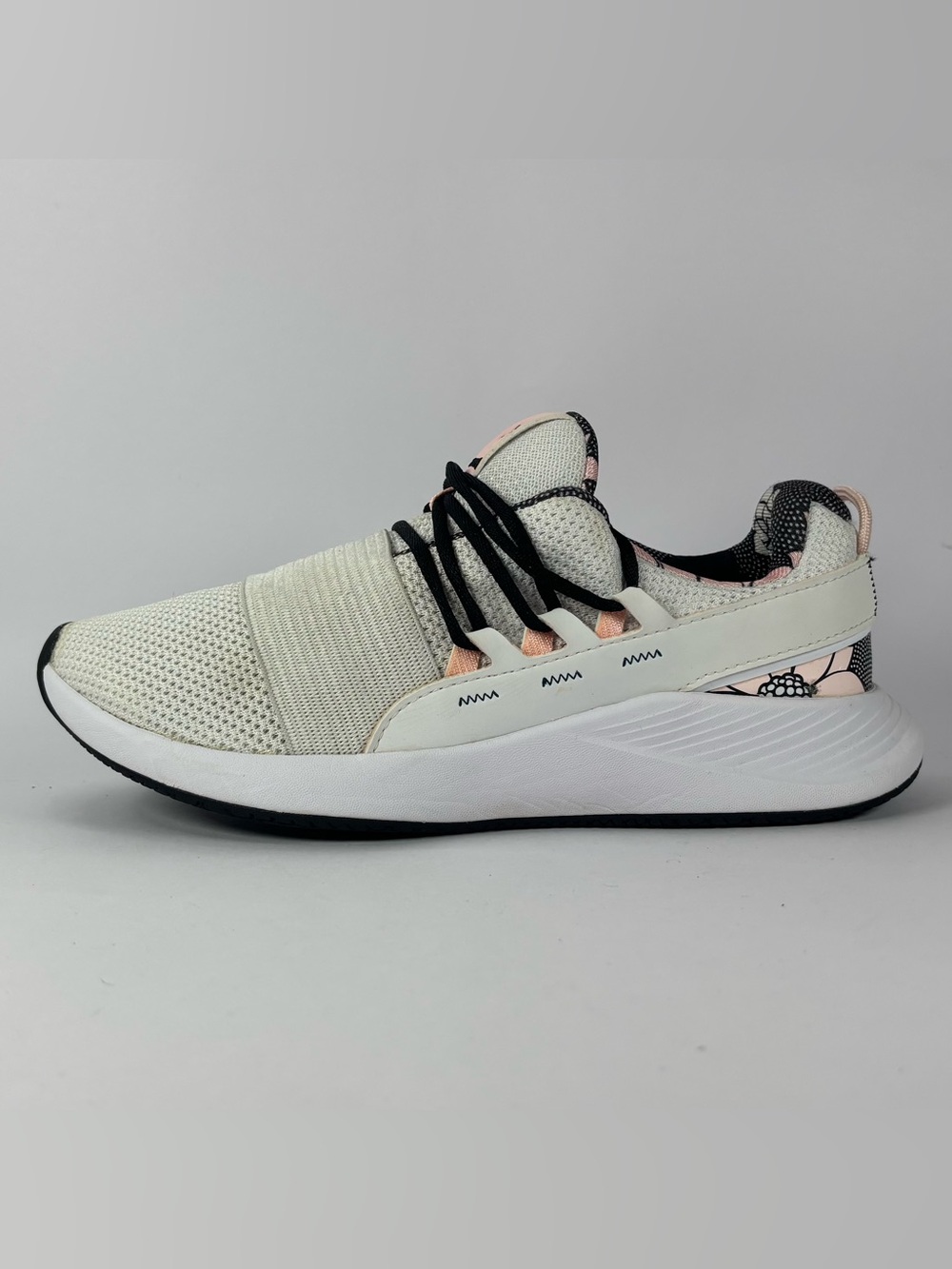 Under Armour Women’s Running Shoes Size 7.5 Floral
